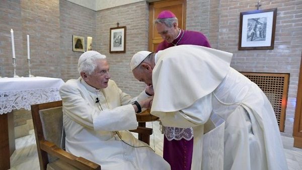 duc phanxico va duc benedicto xvi viet thu ung ho quy ratzinger 600x337 - Đức Phanxicô và Đức Bênêđictô XVI viết thư ủng hộ Quỹ Ratzinger