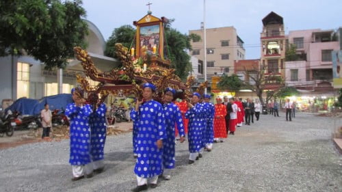 giao xu tan phu giao ho chu thanh mung kinh cac thanh tu dao viet nam - Giáo Xứ Tân Phú - Giáo Họ Chư Thánh Mừng Kính Các Thánh Tử Đạo Viêt Nam