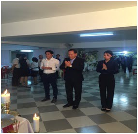 Phái đoàn Ban Tôn giáo Chính phủ viếng lễ tang Nữ tu Maria Trần Thị Kim Quyên 2