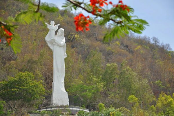 thang nam duoc goi la thang duc me tai sao vay e1556944772873 - Tháng Năm được gọi là tháng Đức Mẹ. Tại sao vậy?