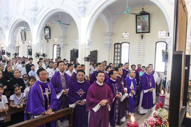 16060 ha thao2 - Thánh lễ giỗ 12 năm năm Đức Ông Giuse Đích Nguyễn Ngọc Oánh: Vị tông đồ nhiệt thành của Chúa