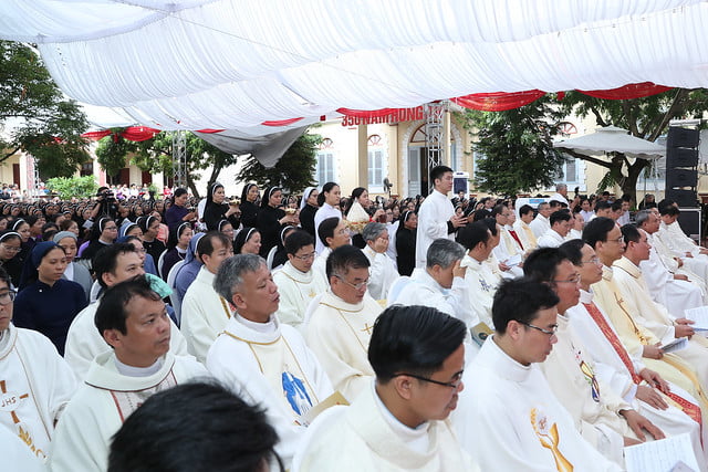 16080 nam thanh 12 - Dòng Mến Thánh Giá Hà Nội khai mạc Năm Thánh mừng 350 năm hồng ân