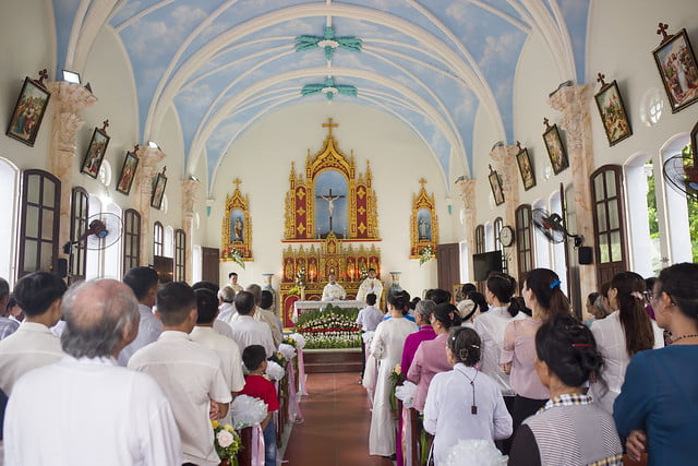 16110 hoa tran 4 - Giáo họ Hoà Trần mừng thánh lễ Đức Maria Trinh Nữ Vương quan thày