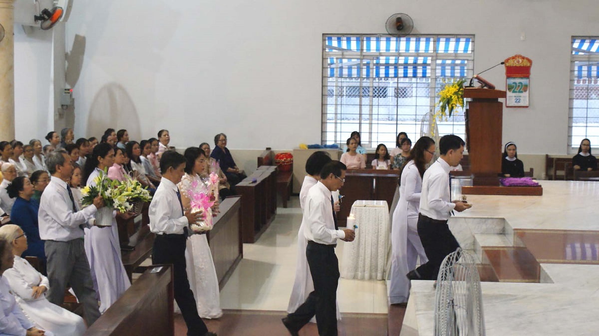 24082019 081505 2 - Giáo xứ Tân Việt: Bổn mạng Gia đình Tận Hiến