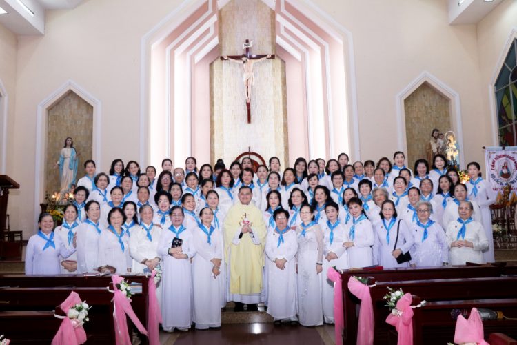 28082019 145645 9 750x500 - Hội Các Bà Mẹ Công Giáo giáo xứ Tân Chí Linh mừng bổn mạng