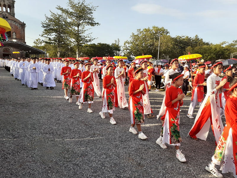 48544310707 2b3feaaeb3 b - Hành Hương Đức Mẹ La Vang Thường Niên Năm 2019 Với Chủ Đề “Mẹ La Vang An Ủi Kẻ Âu Lo”