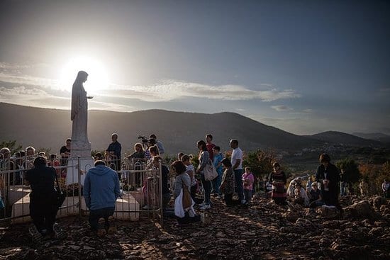 medjugorje - ĐGM Fisichella: Giáo hội cần khôn ngoan khi phán quyết về Mễ Du