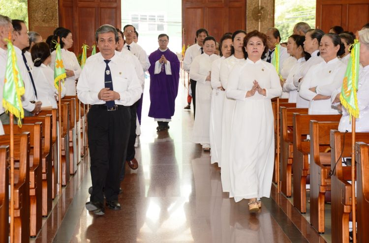 06092019 213520 2 750x494 - Giáo hạt Tân Sơn Nhì: Thánh lễ cầu cho ân nhân và thân nhân dòng Đaminh