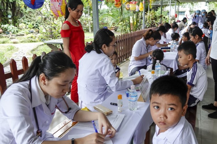 16092019 143654 750x500 - Giới Y tế Công Giáo: Công tác từ thiện tại Củ Chi