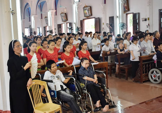 16278 trung thu 18 - Caritas Hà Nội: Trung Thu với các em thiếu nhi có hoàn cảnh đặc biệt