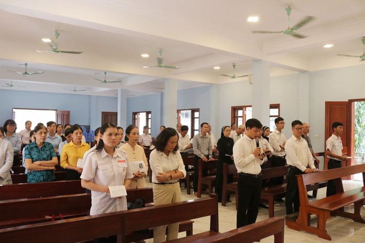 16391 glv 1 750x500 - Giáo lý viên hạt Chính tòa mừng lễ quan thầy Têrêsa tại giáo xứ Cổ Nhuế